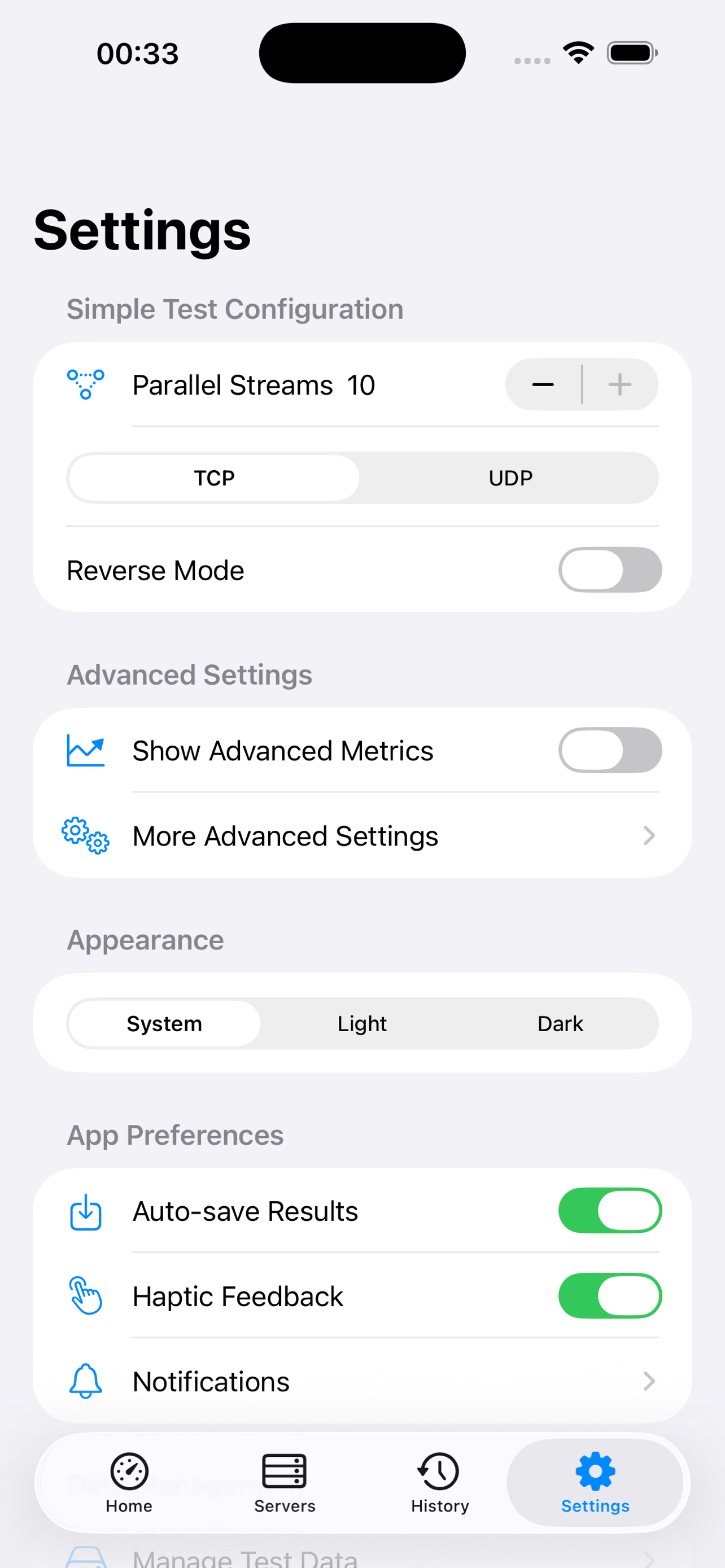 iPerf3 iOS server connection history with per-client UDP jitter and loss